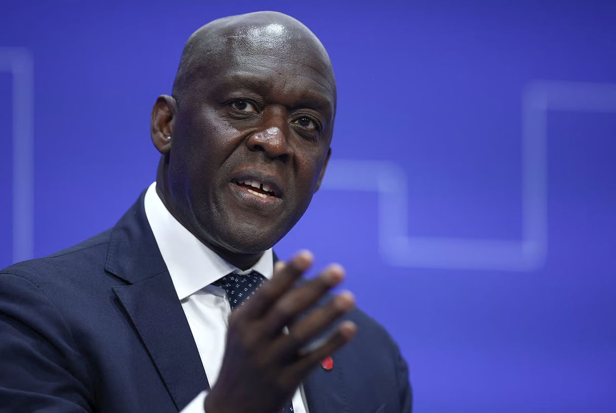 Le Directeur Général de la Société Financière Internationale (IFC), Makhtar Diop, effectuera une visite au Bénin du 1er au 3 mai 2024, annonce un communiqué daté du mardi 30 avril 2024.