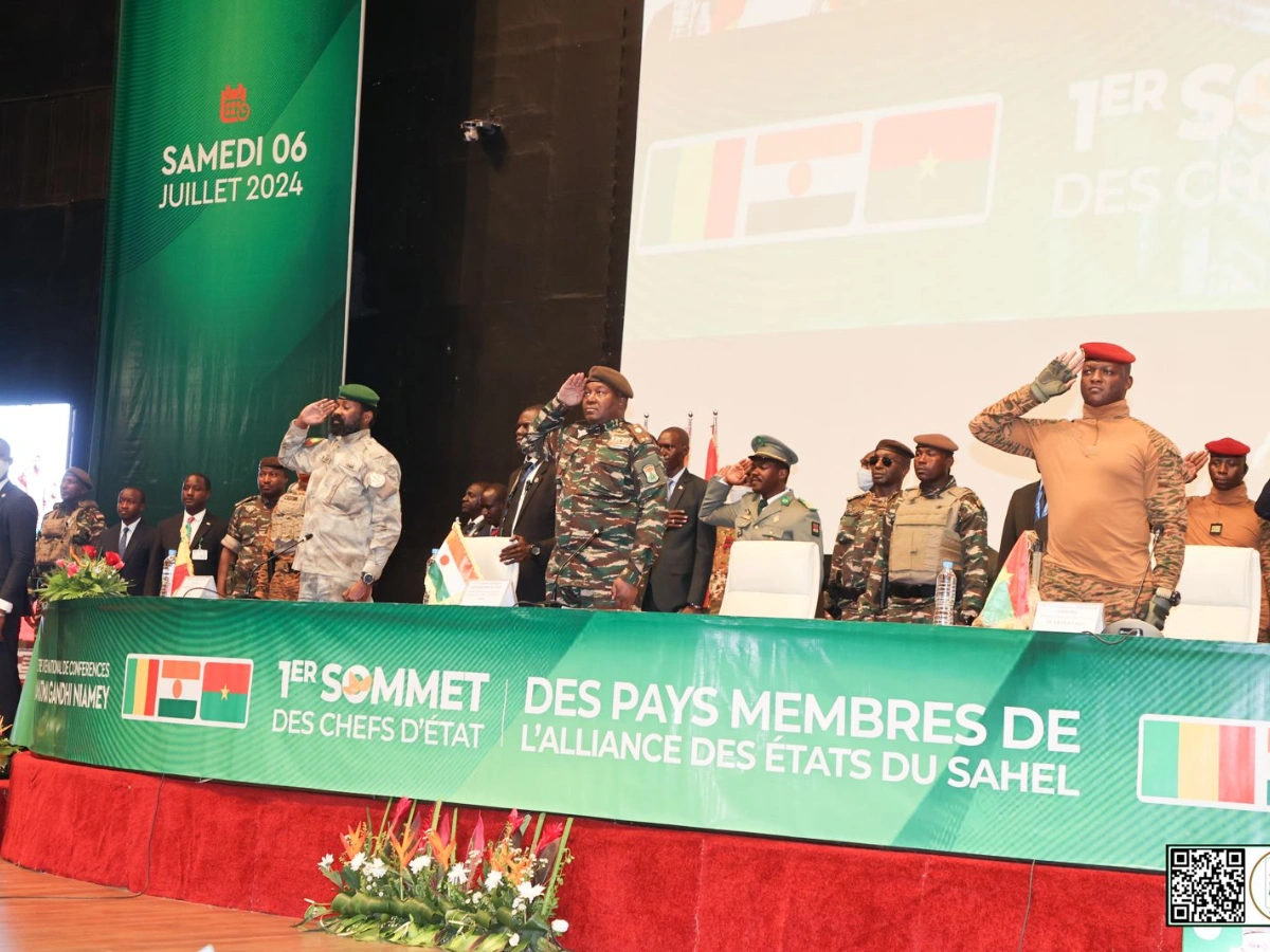 Alliance des Etats du Sahel : Assimi Goïta élu président