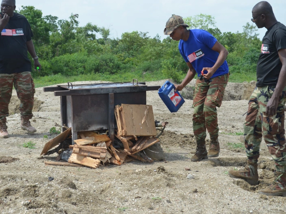 Destruction des armes et munitions obsolètes des FAB