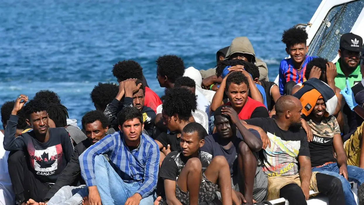 Crise migratoire : la situation devient critique sur l'île de Lampedusa en Italie