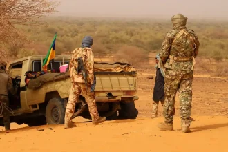 Mali: le JNIM revendique l'assaut contre les zones militaires