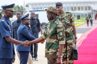 Bassirou Diomaye Faye auprès des populations touchées par les crues du fleuve Sénégal