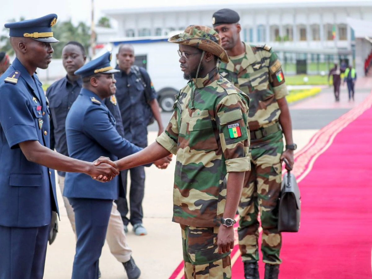 Bassirou Diomaye Faye auprès des populations touchées par les crues du fleuve Sénégal