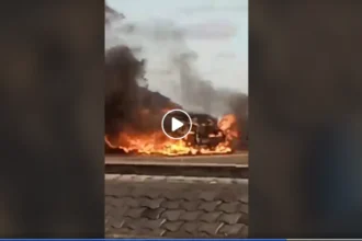 Bénin : un véhicule prend feu en pleine circulation à Fidjrossè