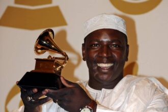 Mali: le trophé Grammy awards de Ali Farka disparu