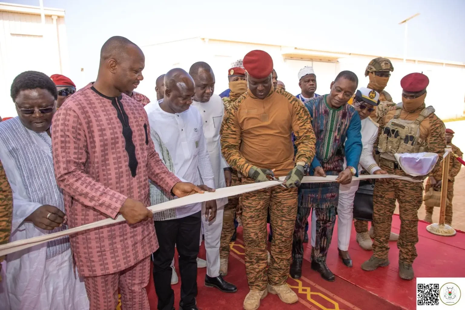 Burkina Faso : Ibrahim Traoré inaugure une usine de transformation de tomates à Bobo-Dioulasso