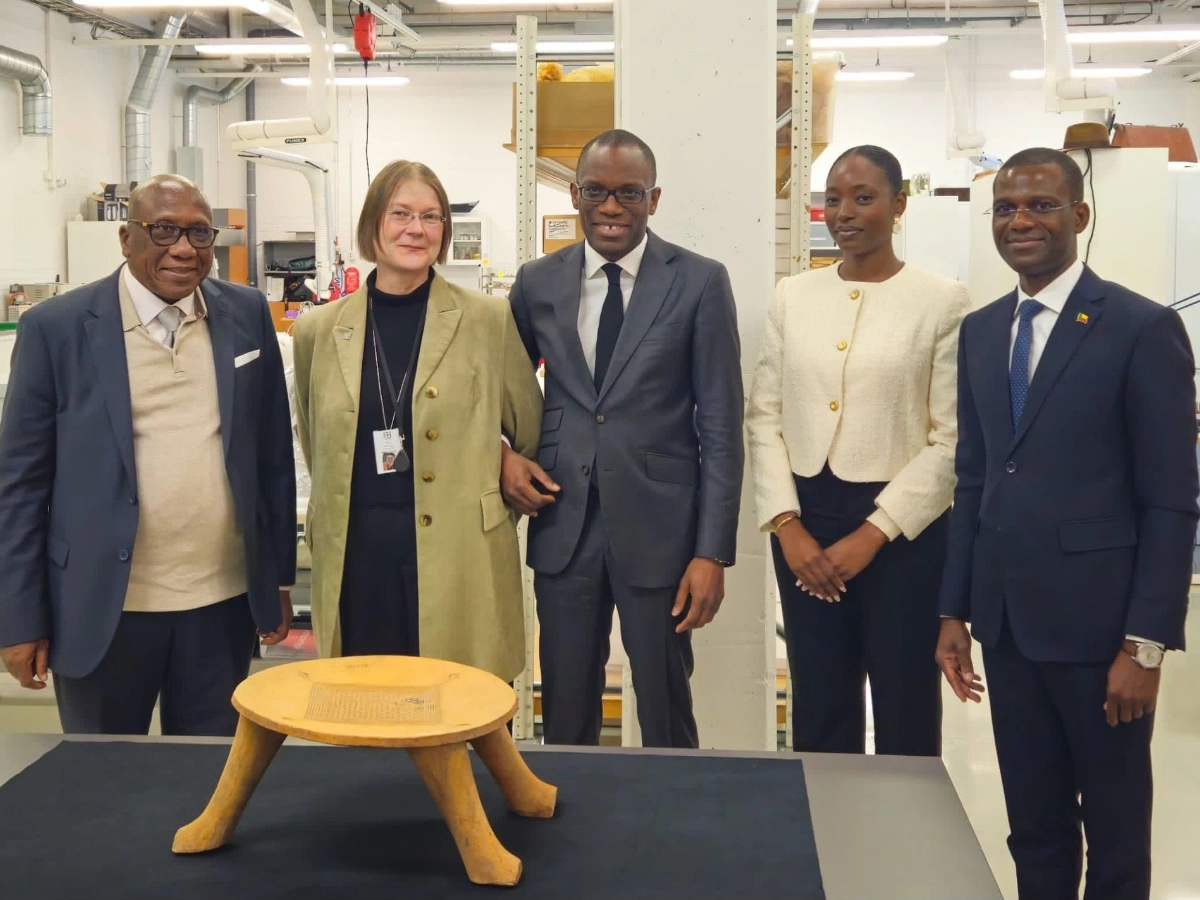 La Finlande restitue le tabouret royal Kataklé au Bénin