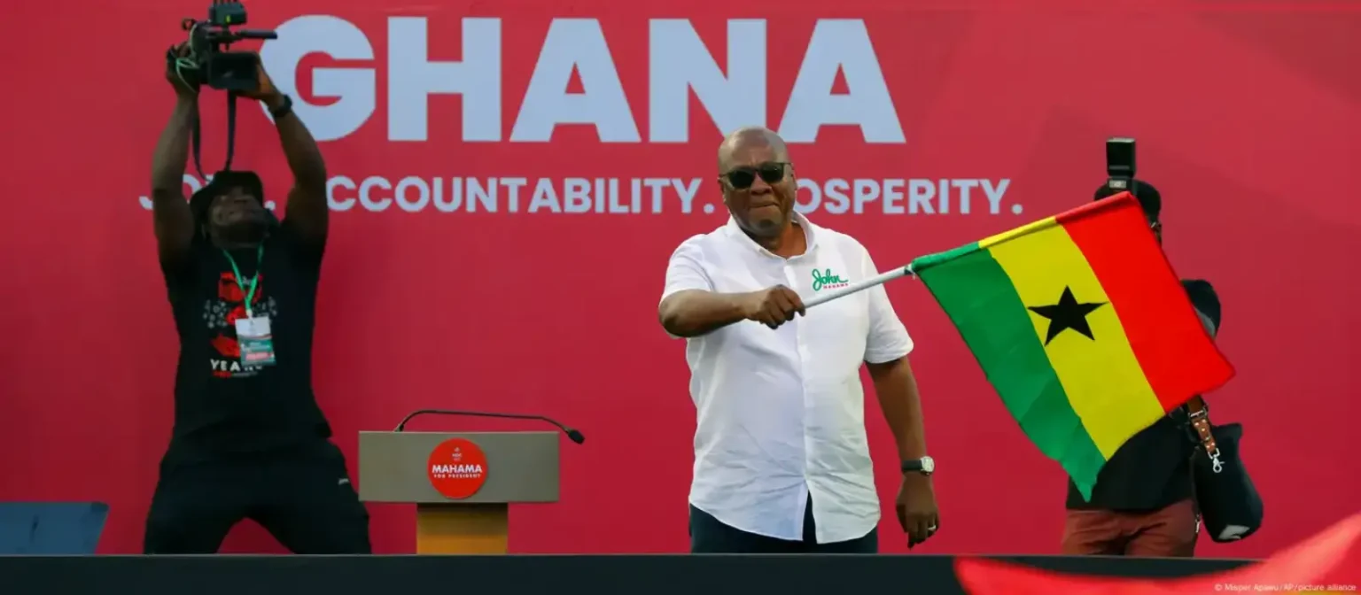 Le Bénin félicite John Dramani Mahama pour sa victoire à la présidentielle du Ghana