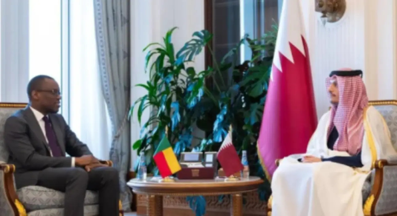 Shegun Bakari du Bénin et Cheikh Mohammed bin Abdulrahman bin Jassim Al-Thani du Qatar