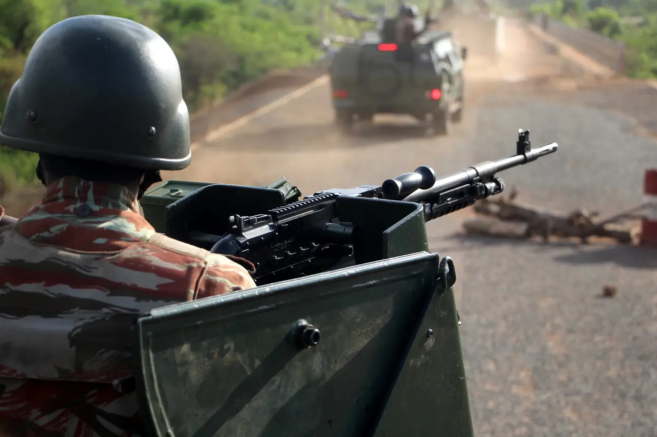 Lutte contre le terrorisme : l'UE offre un avion de reconnaissance et de surveillance au Bénin