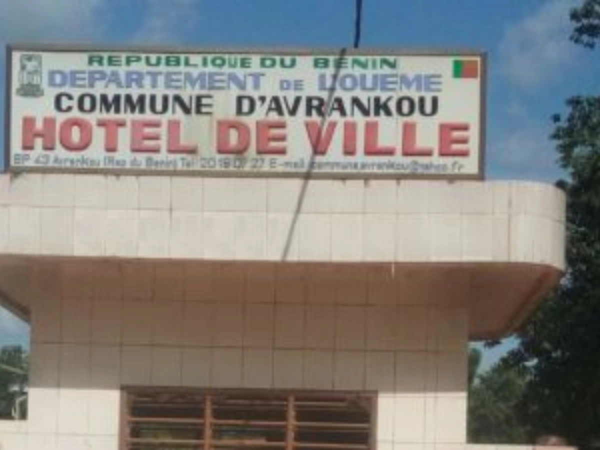 Bénin : un chef d'arrondissement en cavale