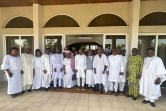 Bénin: les députés du parti "Les Démocrates" au domicile de Me Adrien Houngbédji