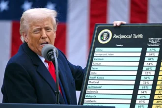 Droits de douane : Trump suspend les taxes réciproques pour 90 jours, mais porte pour la Chine à 125%