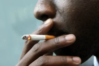 Le Burkina Faso interdit la consommation du tabac, chicha et cigarettes électroniques dans les lieux publics