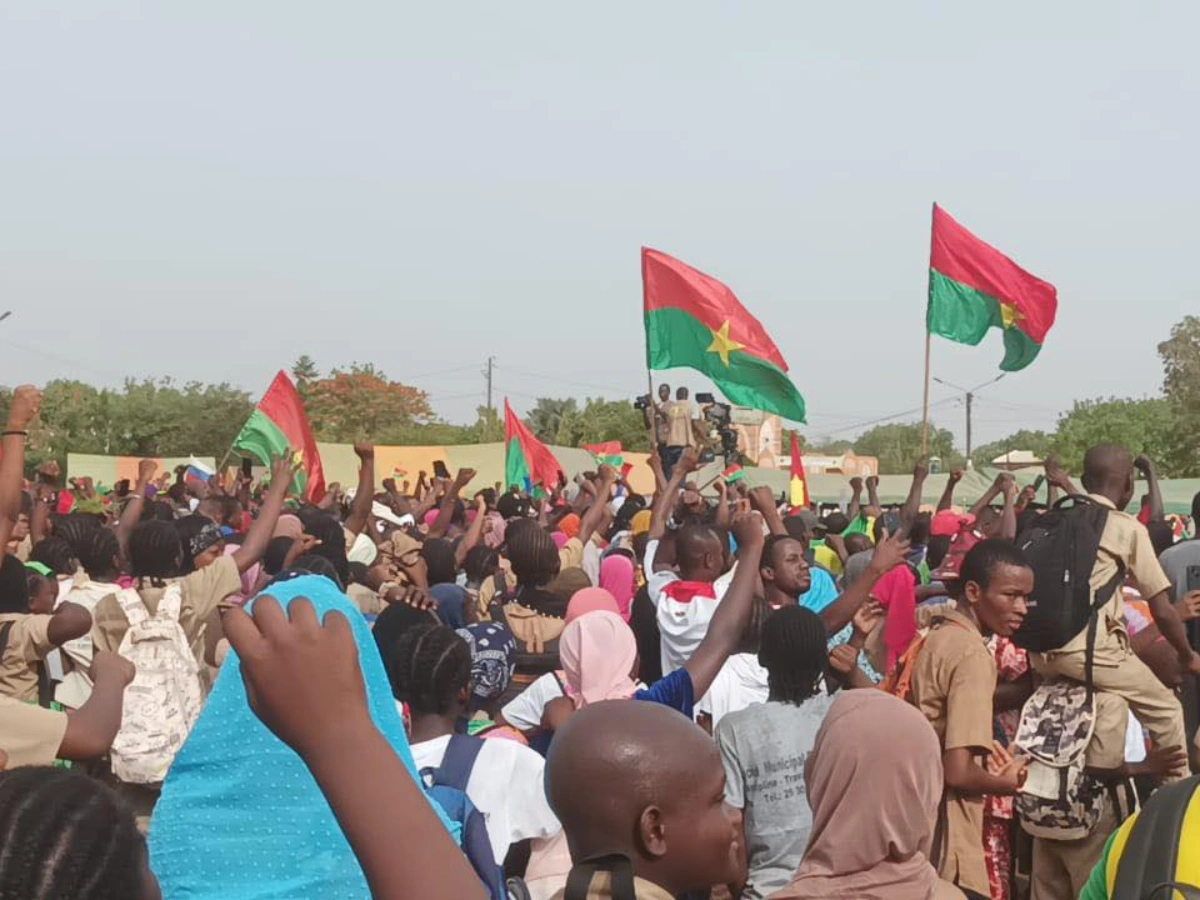 Burkina Faso : forte mobilisation populaire en soutien au président Ibrahim Traoré