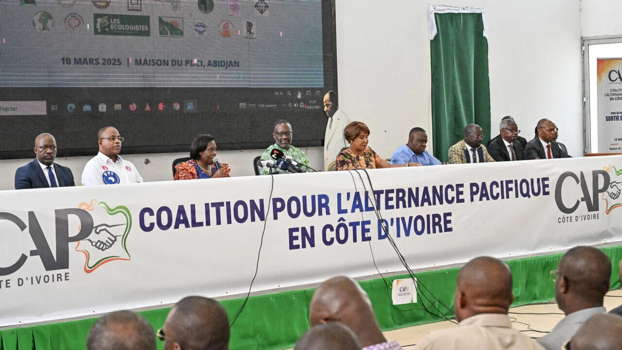 Côte d’Ivoire : la coalition CAP-CI conteste la CEI et appelle à des réformes
