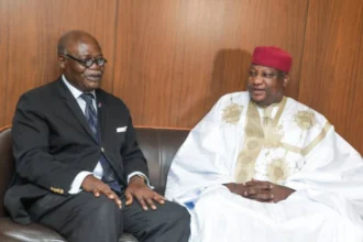 31e Assemblée régionale Afrique de l'APF : le Président Hilarion Etong accueilli à Cotonou