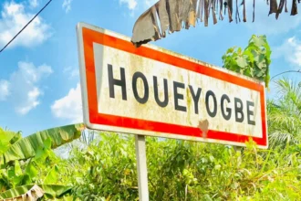 Bénin : un conducteur de taxi-moto meurt dans un accident à Houéyogbé