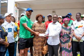 Cotonou : les Guépards du Bénin apportent espoir et soutien aux mères et enfants du CHUMEL