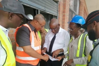 Grand Pôle commercial du stade GMK : les ministres Alimatou Shadiya et José Tonato constatent l’évolution des travaux