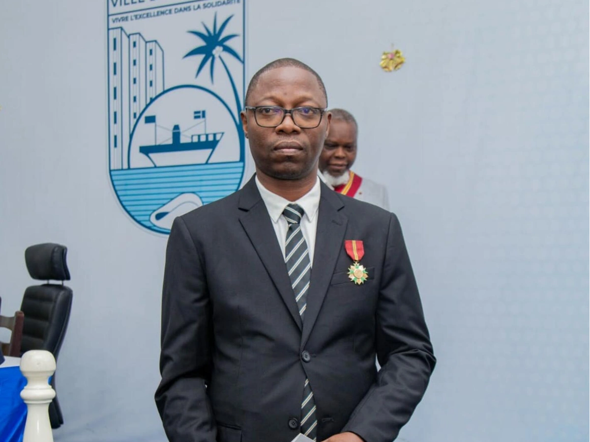 Serge Nonvignon décoré Chevalier de l'Ordre National du Bénin
