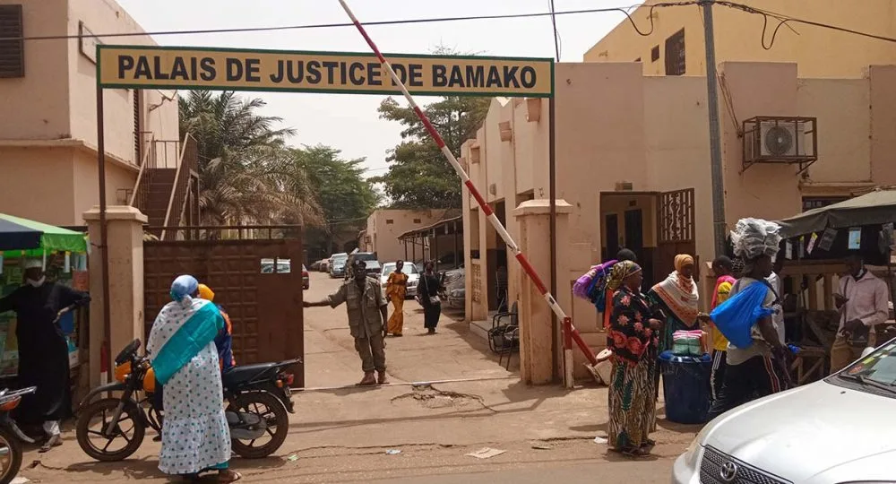 Mali : des tribunaux renvoient les partis politiques dissous vers la Cour suprême