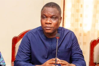 Elections générales de 2026: la "fatwa" de Jacques Ayadji contre "les vieux qui ont déjà fait plusieurs mandats"