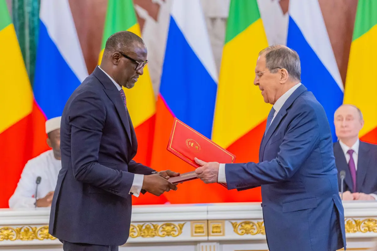 Russie - Mali : des accords pour l’énergie, le commerce et la sécurité signés