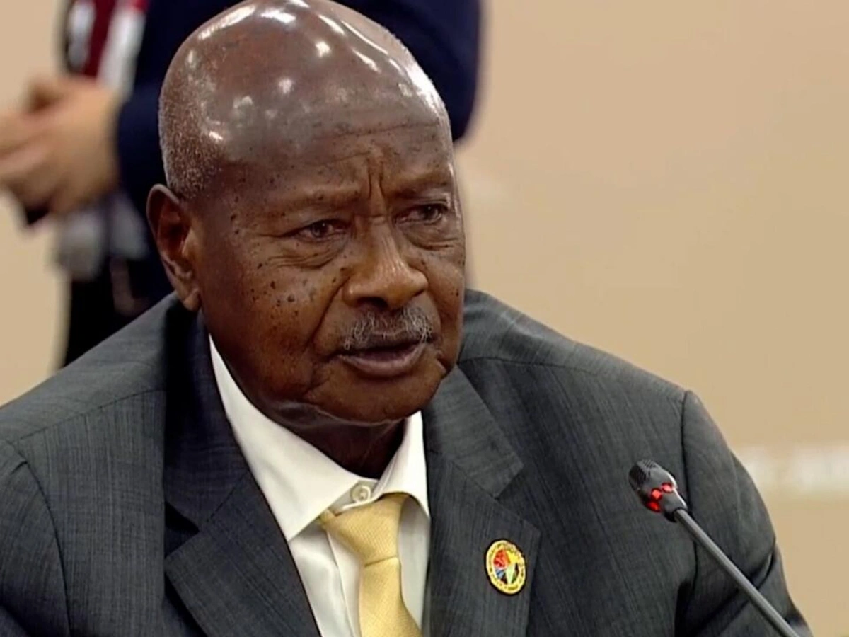 Ouganda: Yoweri Museveni, 80 ans, candidat à un nouveau mandat en 2026