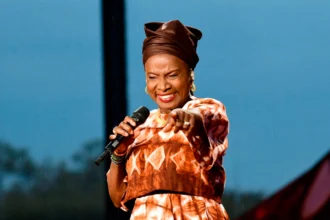 Angélique Kidjo fait entrer l’Afrique sur le Walk of Fame - Africaho