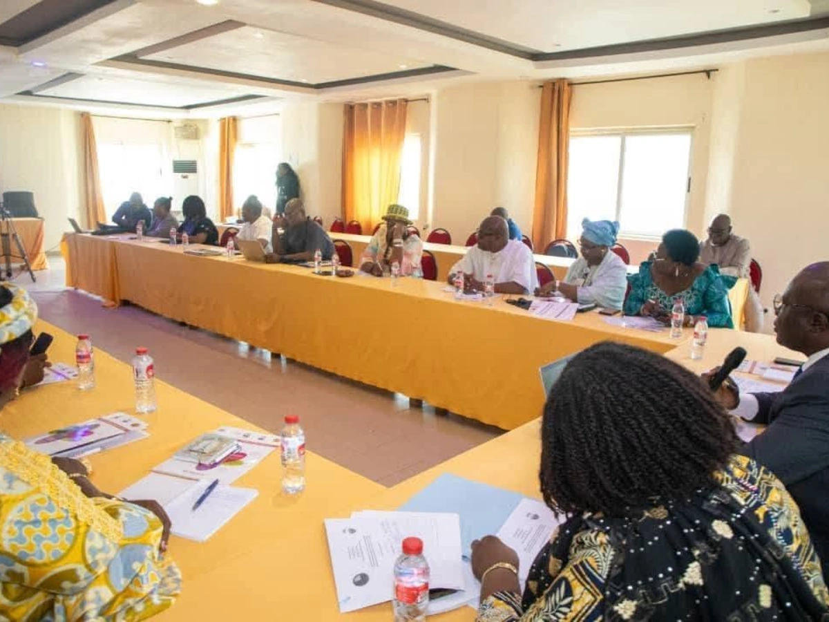 Bénin : vers une relecture de la loi sur le VIH/SIDA pour mieux répondre aux enjeux actuels