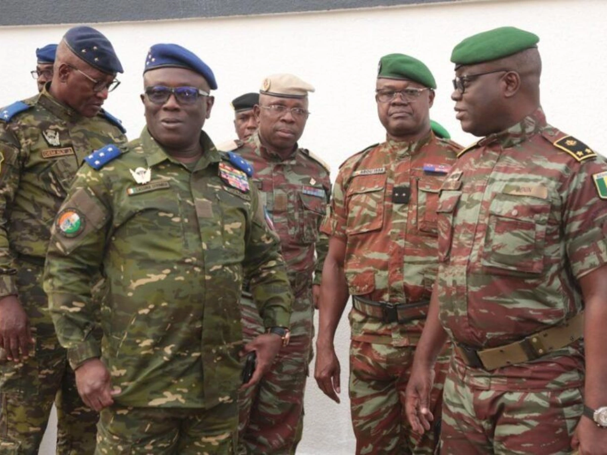 Sécurité régionale: Les Armées béninoise et ivoirienne renforcent leur coopération à Abidjan