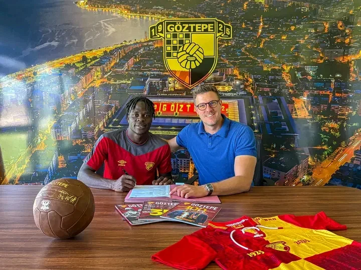 Junior Olaitan en Turquie