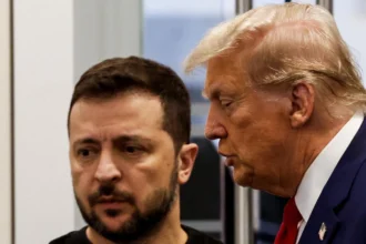 Guerre en Ukraine : Donald Trump veut relancer une aide militaire « principalement défensive » à Kiev
