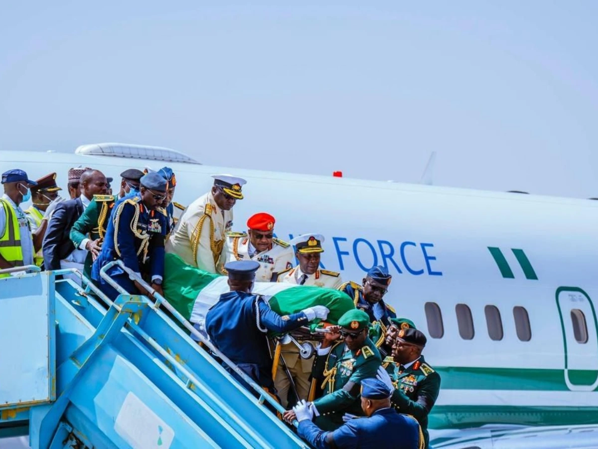 La dépouille de Muhammadu Buhari de retour au Nigeria