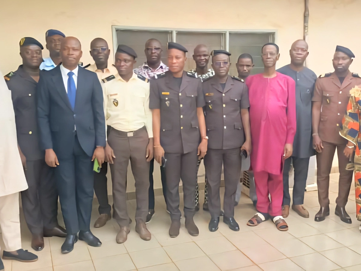 Bénin : la Douane et la Police unissent leur forces pour lutter contre les faux médicaments vétérinaires