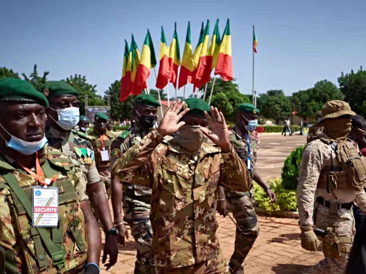 mali militaires arrêtés