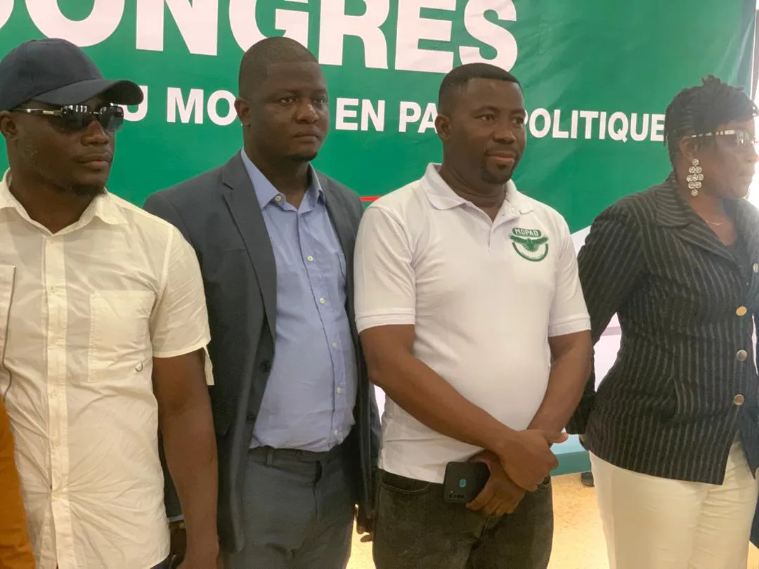 Rex Koukpolou et les membres du bureau exécutif national de MOPAD
