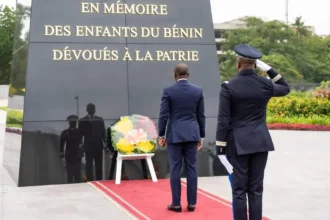 Indépendance bénin Patrice Talon dépôt de gerbe