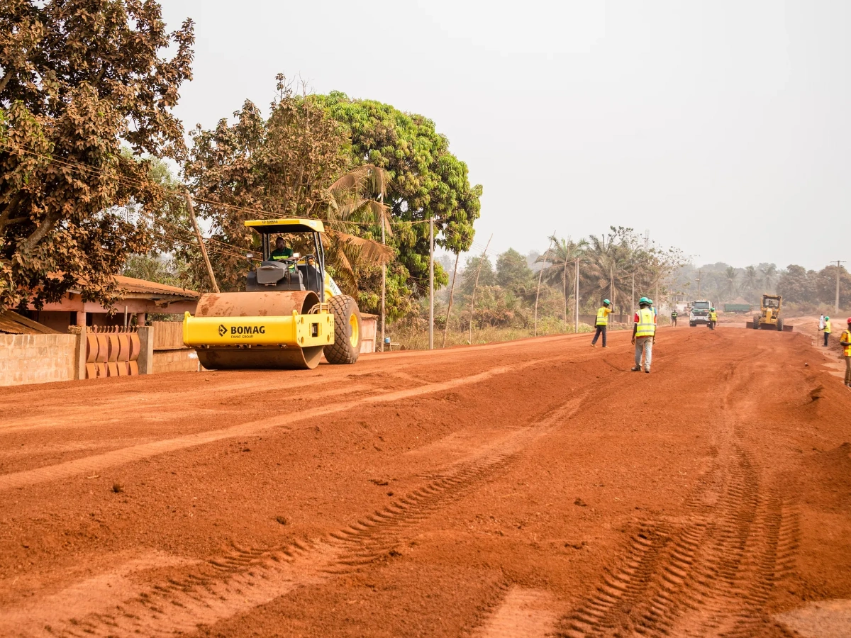 bitumage route Banikoara-Kérémou-Frontière Burkina Faso