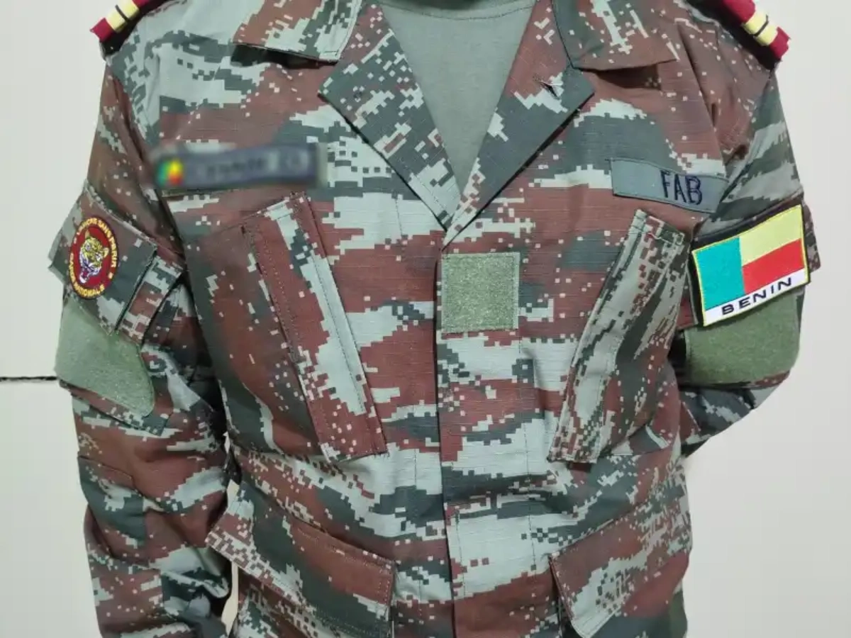 faux militaire