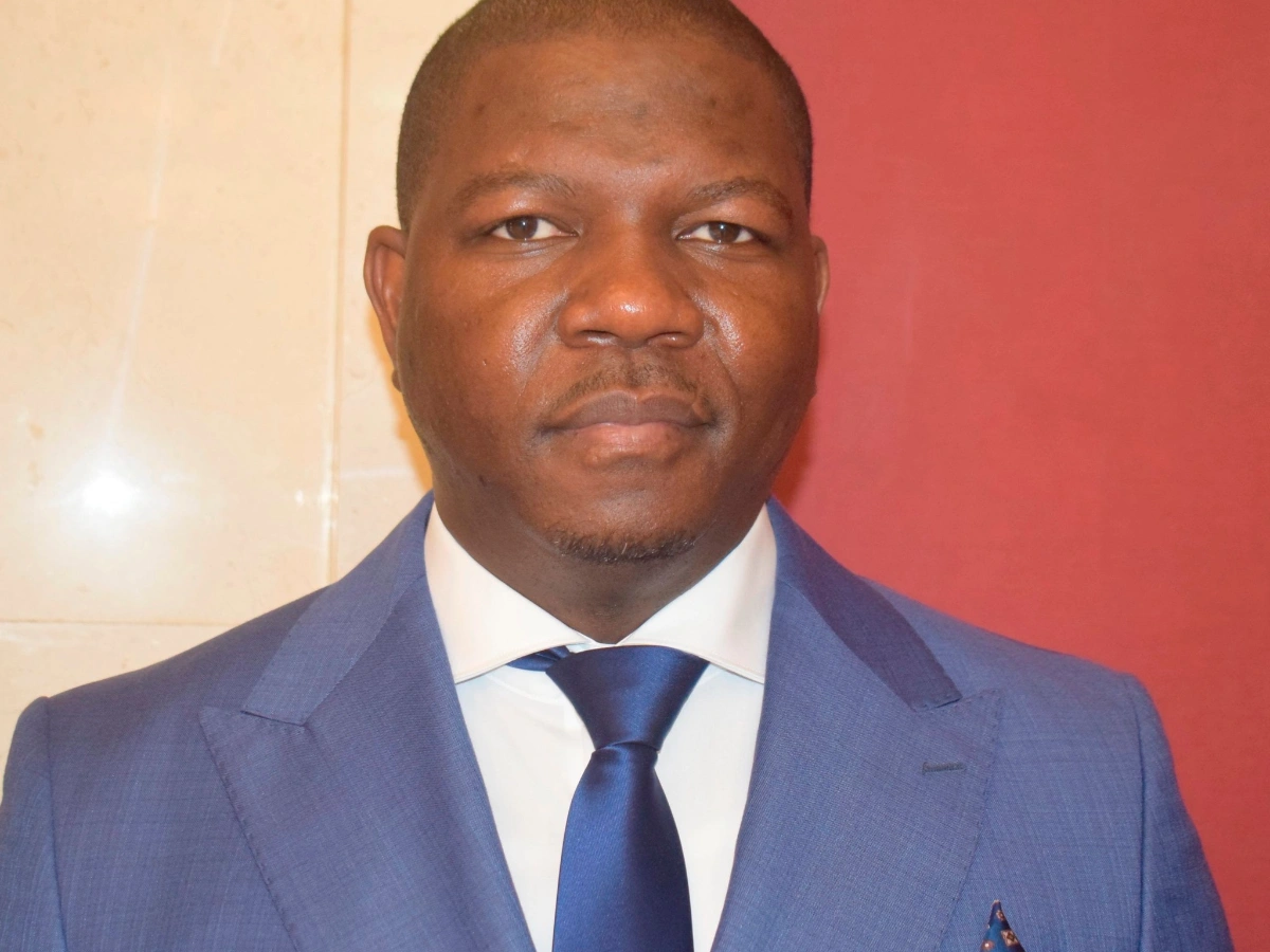 ilídio vieira té premier ministre