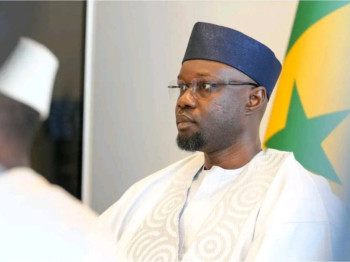 sonko congés primature