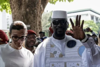 Mamady Doumbouya élu président de la Guinée