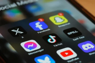 encadrement réseaux sociaux aux enfant en Egypte