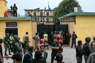 attentat mosquee pakistan