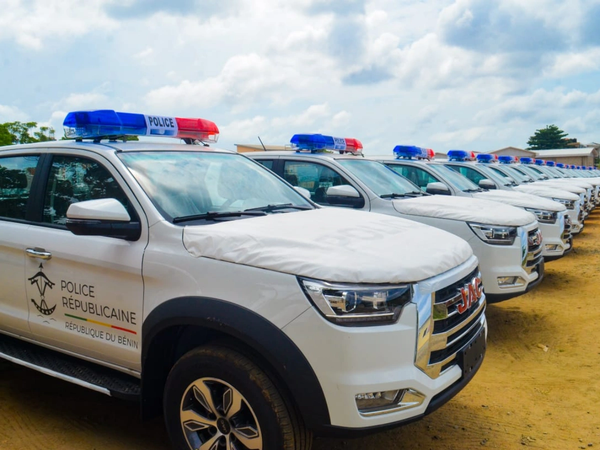 don chine police républicaine