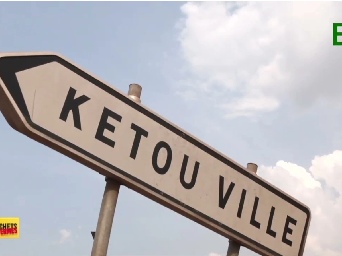 taxi motos ketou