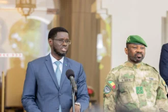 bassirou diomaye faye reçu par assimi goita à bamako