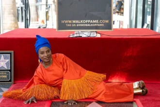 Angélique Kidjo livre ses premiers après son étoile sur le Walk of Fame